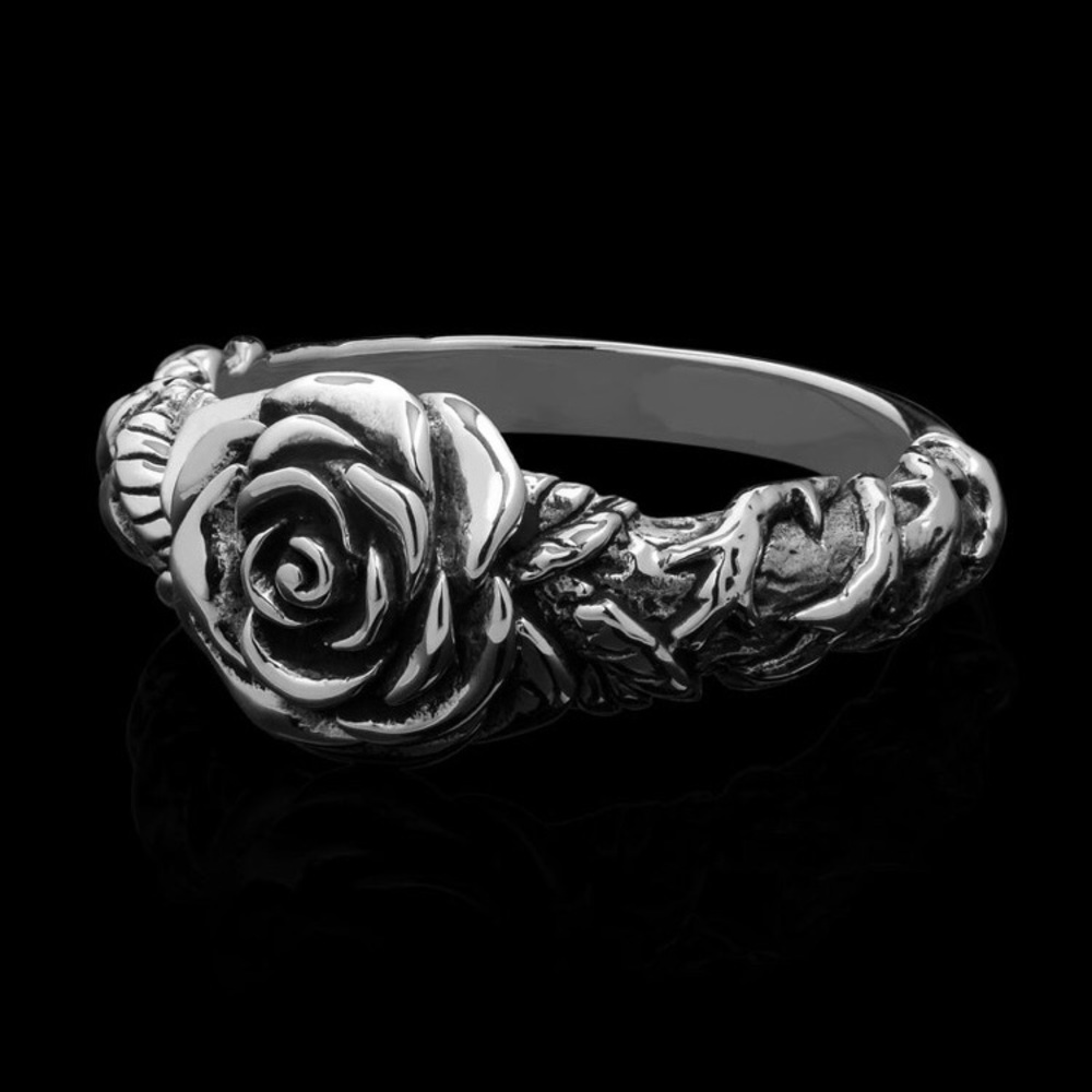 Clocks and Colours ring. SIZE 8. Brand new.